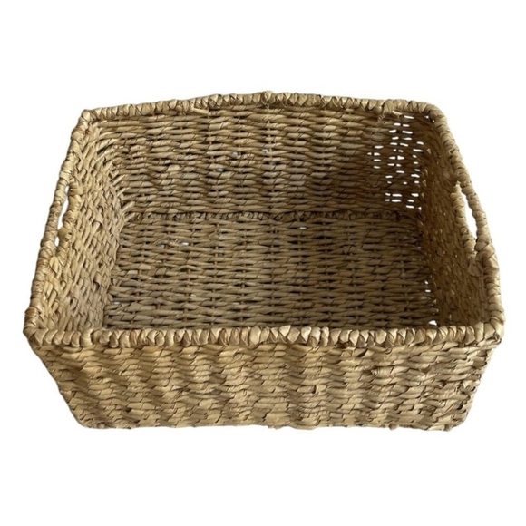 Large Tan Wicker Storage Basket Crate with Handles Home Organizer 14"x10"x7” - Picture 5 of 5
